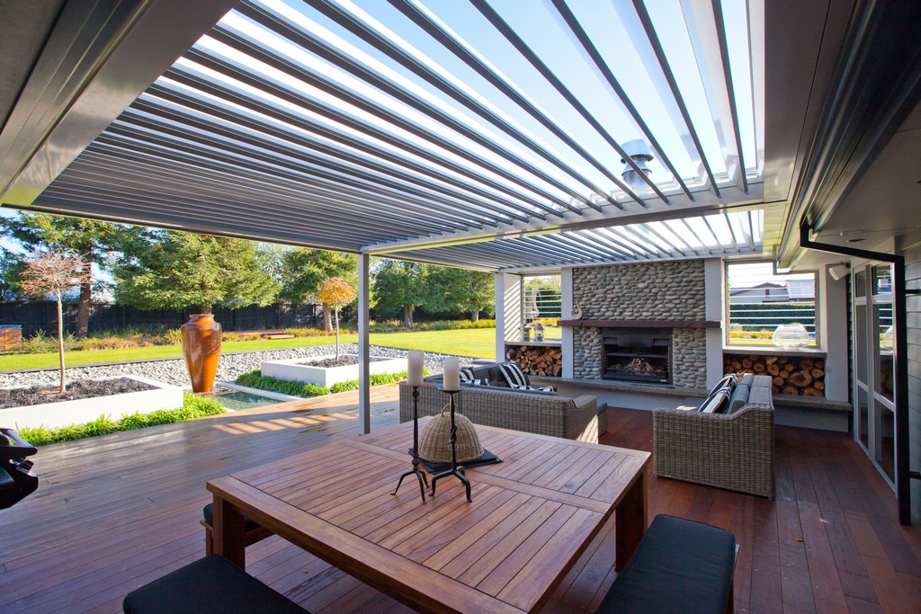Outdoor Louvres in NZ: A Sustainable Choice for Eco-Friendly Homes